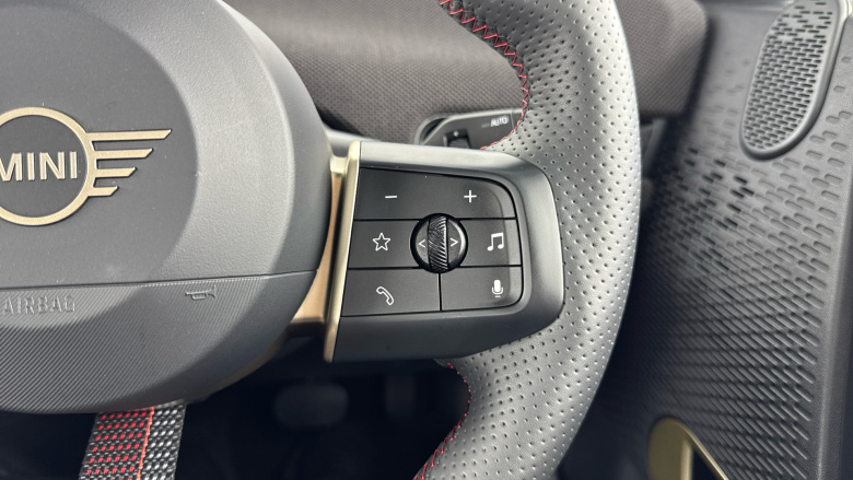 MINI Cooper 160kW SE Sport 54kWh 3dr Auto Electric Hatchback